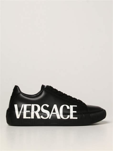 chaussures versace homme brillant|Gianni Versace.